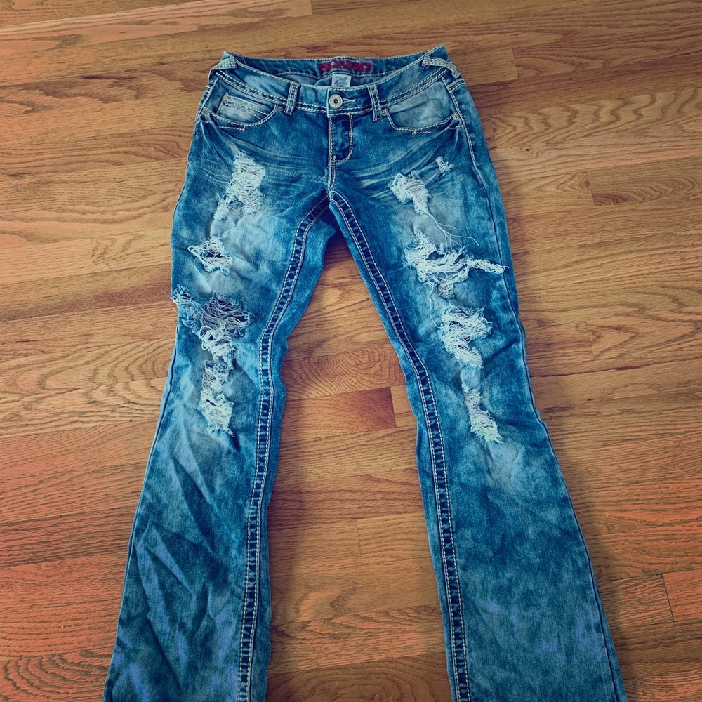 Bingo! Distressed boot cut jeans!